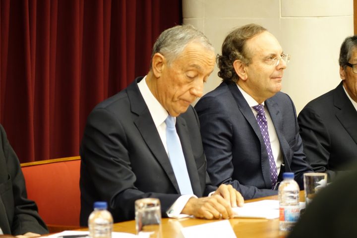 fac direito uc 46 Custom